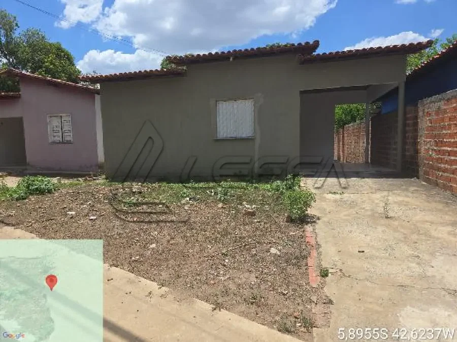 Casa com 1 quarto e 1 vaga de garagem, área privativa de 300m²
