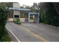 Casa em Leilão com 5 Quartos e 4 Banheiros em Santana de Parnaíba