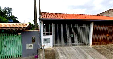Casa Ocupada em Itapecerica - Taubaté/SP
