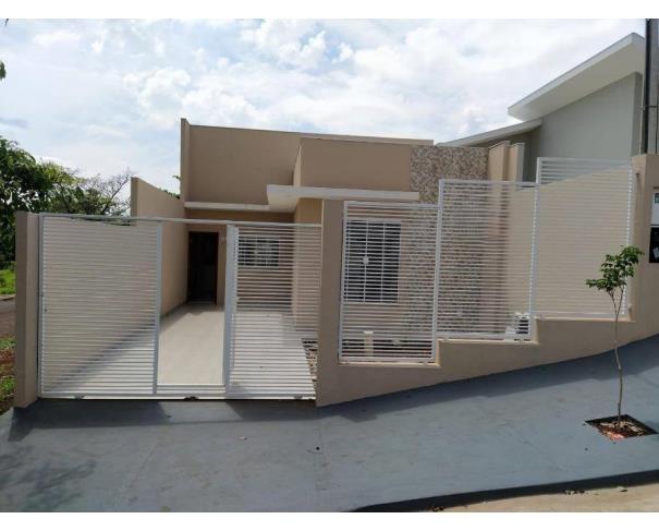 Casa aconchegante em Rolândia/PR com 3 quartos e 2 banheiros