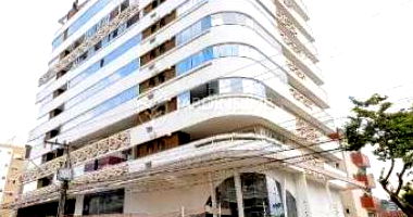 Apartamento com 3 suítes em Joinville