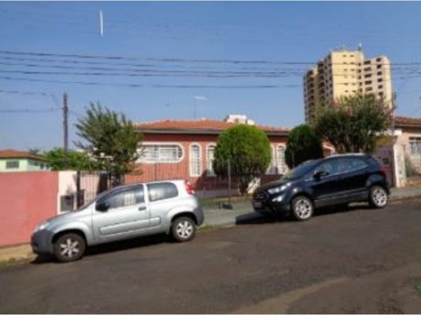 Casa com 3 dormitórios em leilão judicial em Araraquara/SP