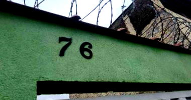 Casa Ocupada em Alfenas com 100 m² de Terreno