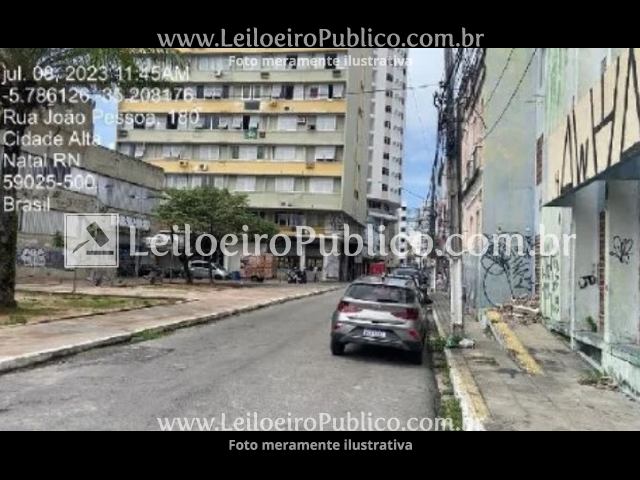 Prédio Comercial com 663m² em Natal