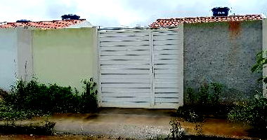 Casa em Euno Andrade da Silva com 2 quartos