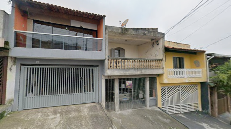 Duas Casas em Mauá com 355m² de Terreno
