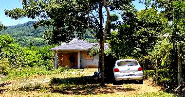 Casa 2 quartos, 1 banheiro, 59.5m² construída, 2 vagas garagem