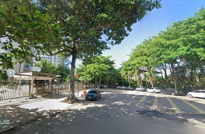 Apartamento na Barra da Tijuca com 1 Vaga de Garagem
