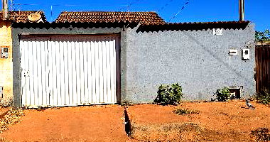 Casa com 2 Quartos e Varandas em Planaltina