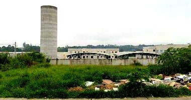 Apartamento com 2 quartos, 1 banheiro, 1 vaga, 39.3m² privativos