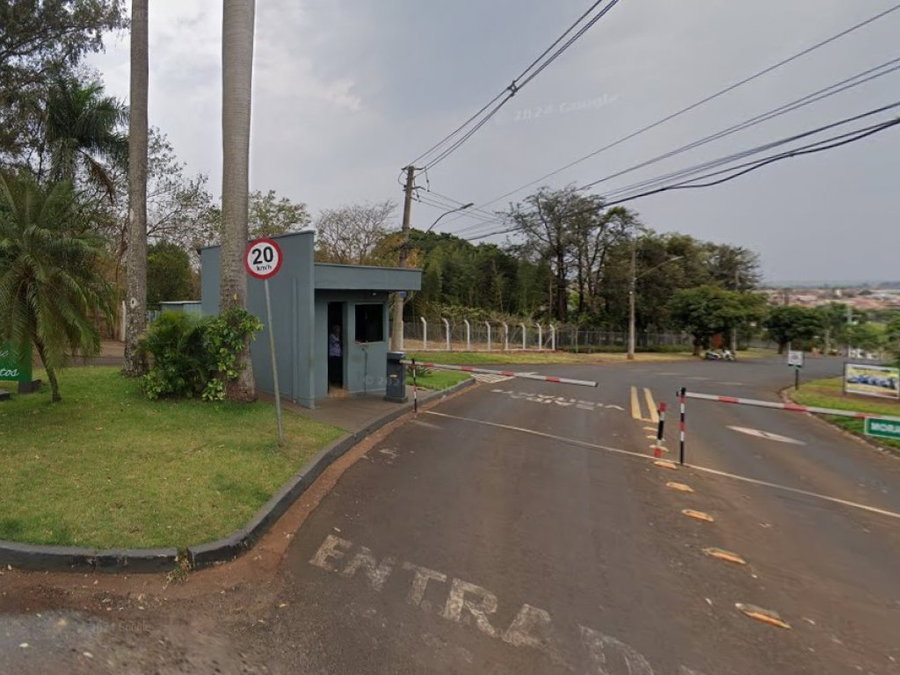 Casa com 794 m² em Santa Cruz do Rio Pardo - Oportunidade Única