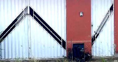 Casa com 2 quartos, 1 banheiro, 1 vaga e 83,7m² construída