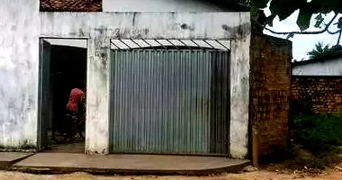 Casa Ocupada com 1 Vaga de Garagem em Leilão