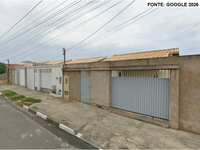 4 Casas em terreno de 624,5m² com 4 quartos e 2 banheiros