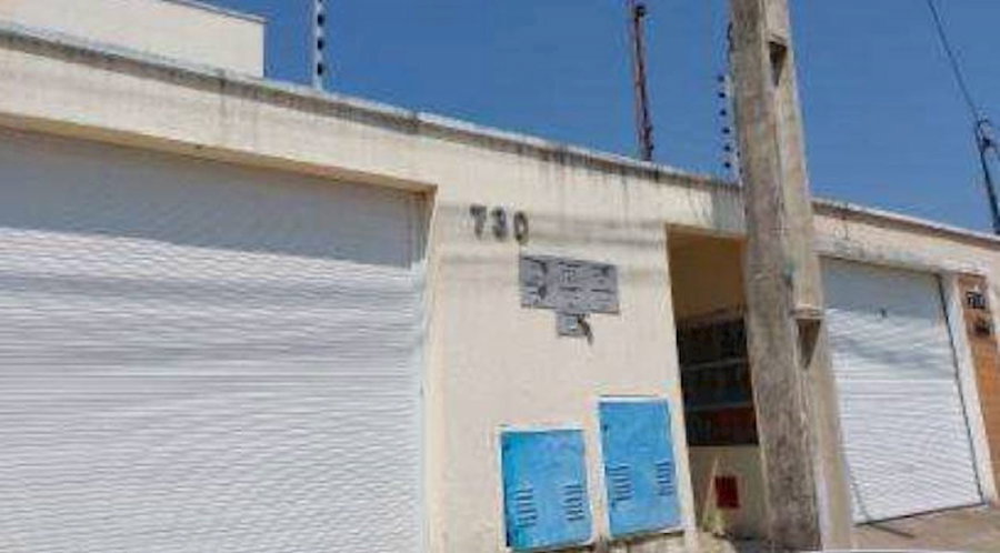 Apartamento com 2 quartos, 1 banheiro e 1 vaga em Pacatuba