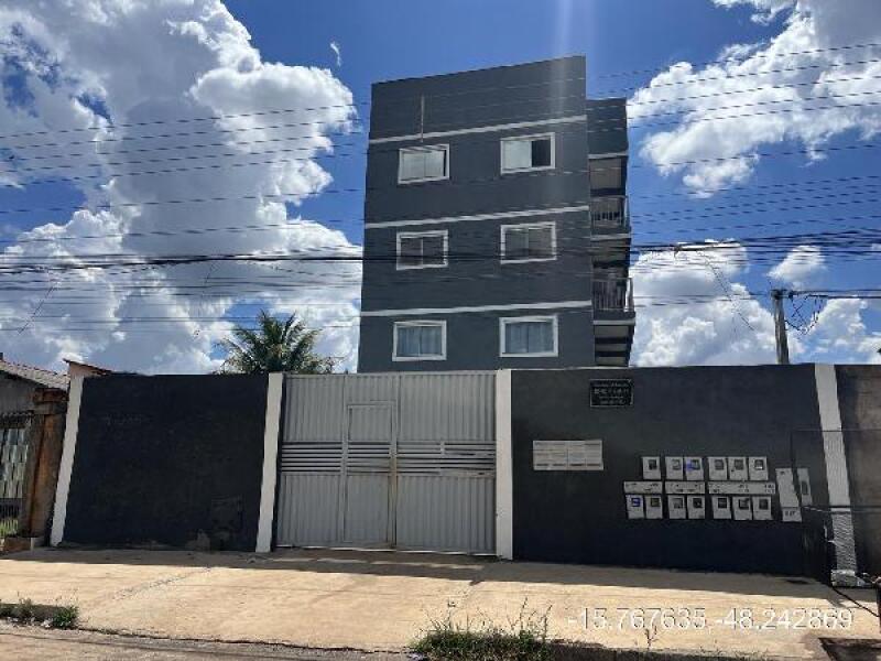 Apartamento com 2 quartos em Águas Lindas de Goiás/GO