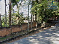 Casa residencial com amplo terreno de 4.389 m², desocupada