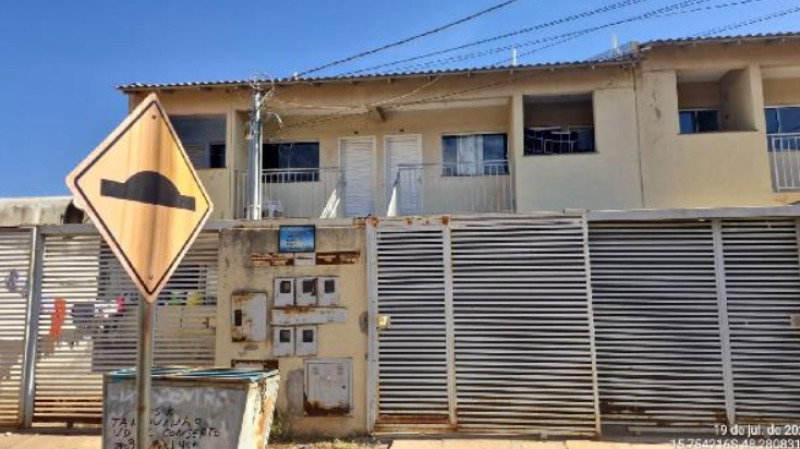 Apartamento com 2 quartos em Águas Lindas de Goiás
