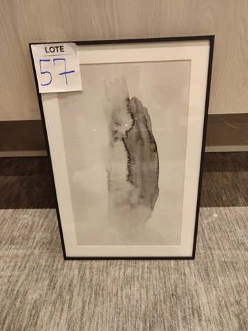 Quadro Med. Aprox. 40x60 em Galpão - Venda no Estado em que se Encontra