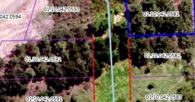 Terreno em Loteamento Vale do Sol com 366,06 m²