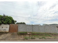 Casa Ocupada com Ampla Área em Chácara Três Marias
