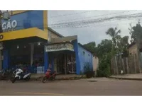 Imóvel Comercial em Leilão com 101m² Construída