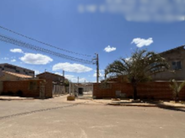 Casa com 2 quartos e 1 vaga em Cidade Ocidental/GO