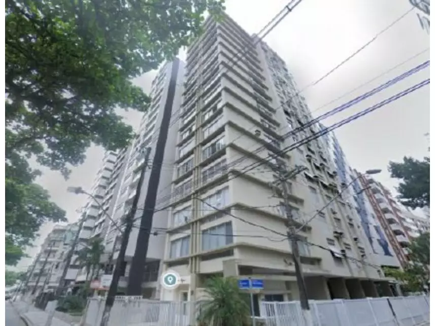 Apartamento com 302m² em Santos - Boqueirão