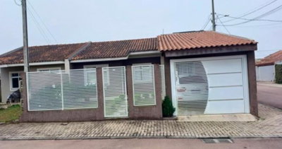 Casa em Condomínio com 203m² Ocupada