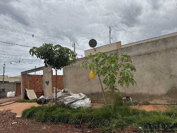Casa com 2 quartos, 52,38 m², área de serviço e cozinha
