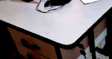 Quatro Mesas de Escritório em Leilão Online