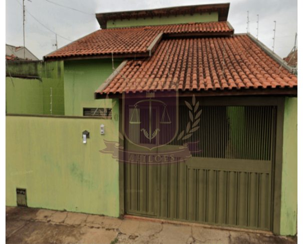 Casa com 3 Dormitórios e 2 Vagas em Jardinópolis/SP