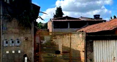 Casa com 2 Quartos em Esmeraldas/MG