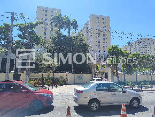 Apartamento com 2 quartos no Colégio, Rio de Janeiro