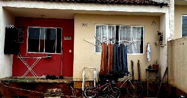 Casa com 2 Quartos e 1 Vaga em Fazenda Rio Grande