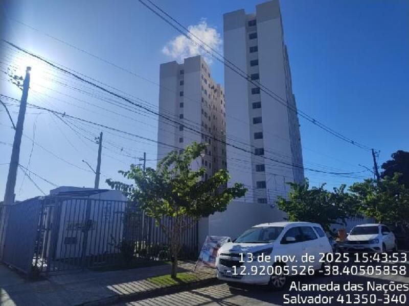 Apartamento com 2 quartos em Salvador