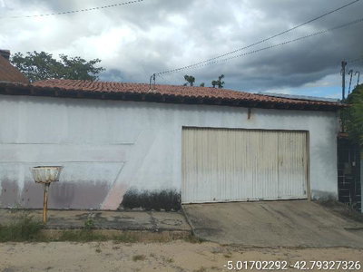 Casa com 2 Quartos, 1 Banheiro, 81,6 m² em Teresina/PI