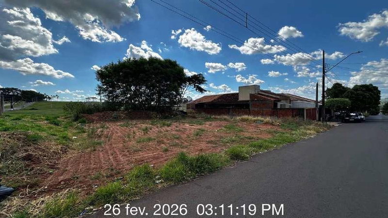 Terreno urbano de 250m², sem benfeitorias