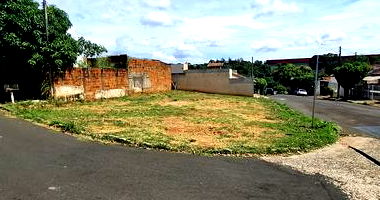 Terreno de Esquina com 289m² em Mirassol/SP