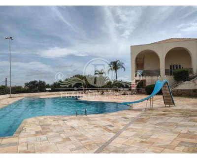 Casa térrea 62,76m² com terreno 200m² em condomínio