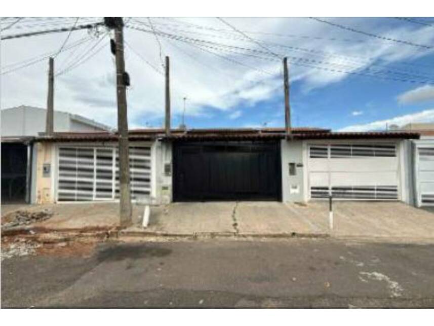 Casa com 89m² construídos, 1 vaga e ocupada