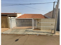 Casa com 2 quartos e 1 banheiro em Bady Bassitt/SP