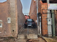 Casa 2Q, sala, cozinha e WC em terreno 195m²