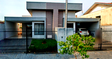 Casa em Loanda com 181m² de área construída