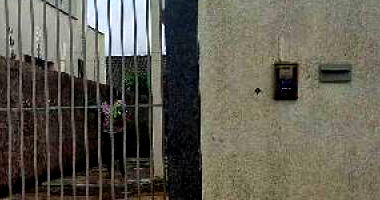 Casa 3 quartos, 1 banheiro, 1 vaga, 80m² construída, desocupada