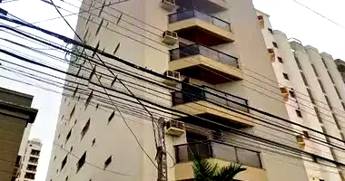 Apartamento com 2 Quartos e 2 Vagas em Leilão