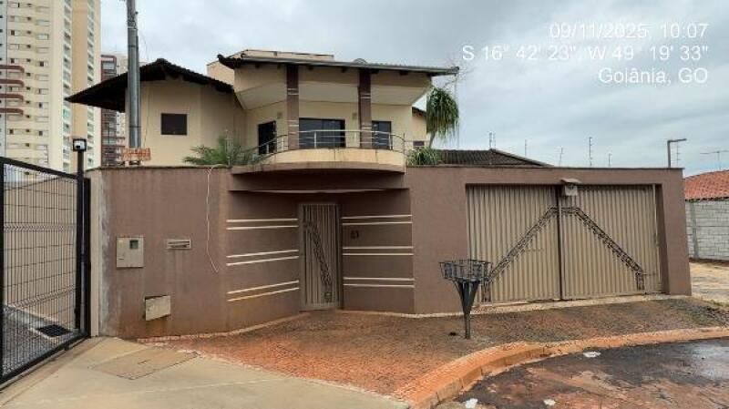Casa com 5 quartos em Goiânia/GO