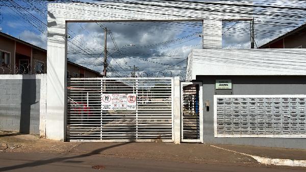 Apartamento 2 quartos, 1 banheiro, 1 vaga, 91m² total