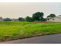 Terreno amplo no Centro de Tupssi -