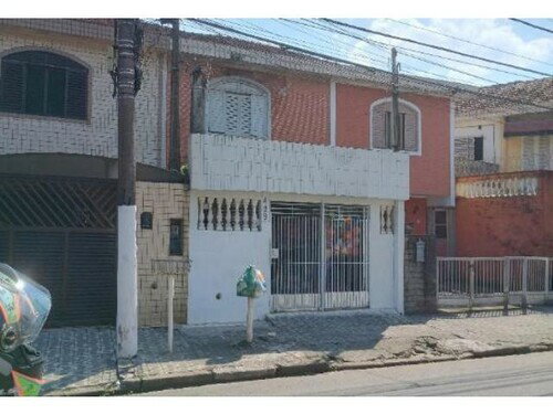 Casa Ocupada em Catiapoã, São Vicente/SP com 107m² de Área Construída